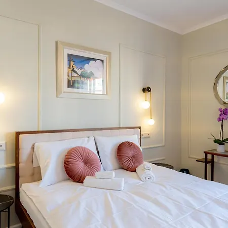 Ujbuda Rest With Air Condition And Balcony