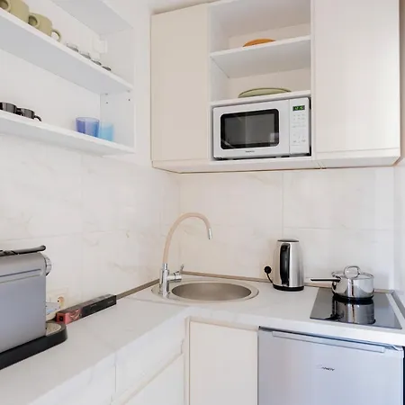 Ujbuda Rest With Air Condition And Balcony 부다페스트