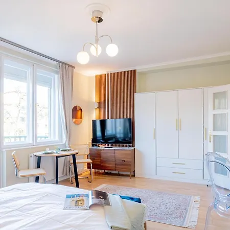 Ujbuda Rest With Air Condition And Balcony Apartament Budapesta
