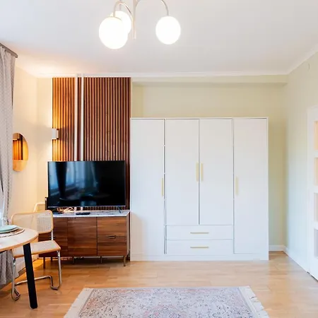 Ujbuda Rest With Air Condition And Balcony *